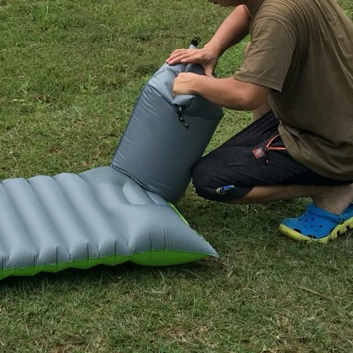 AXEMAN Multipurpose Inflatable Swimsuit Float Bag Clothing Drifting Waterproof Bag Shower Bag Water blowing mat
AXEMAN Multipurpose Inflatable Swimsuit Float Bag Clothing Drifting Waterproof Bag Shower Bag Water blowing mat