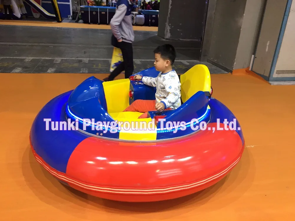 hitting balls & drifting new design amusement park battery bumper car prices