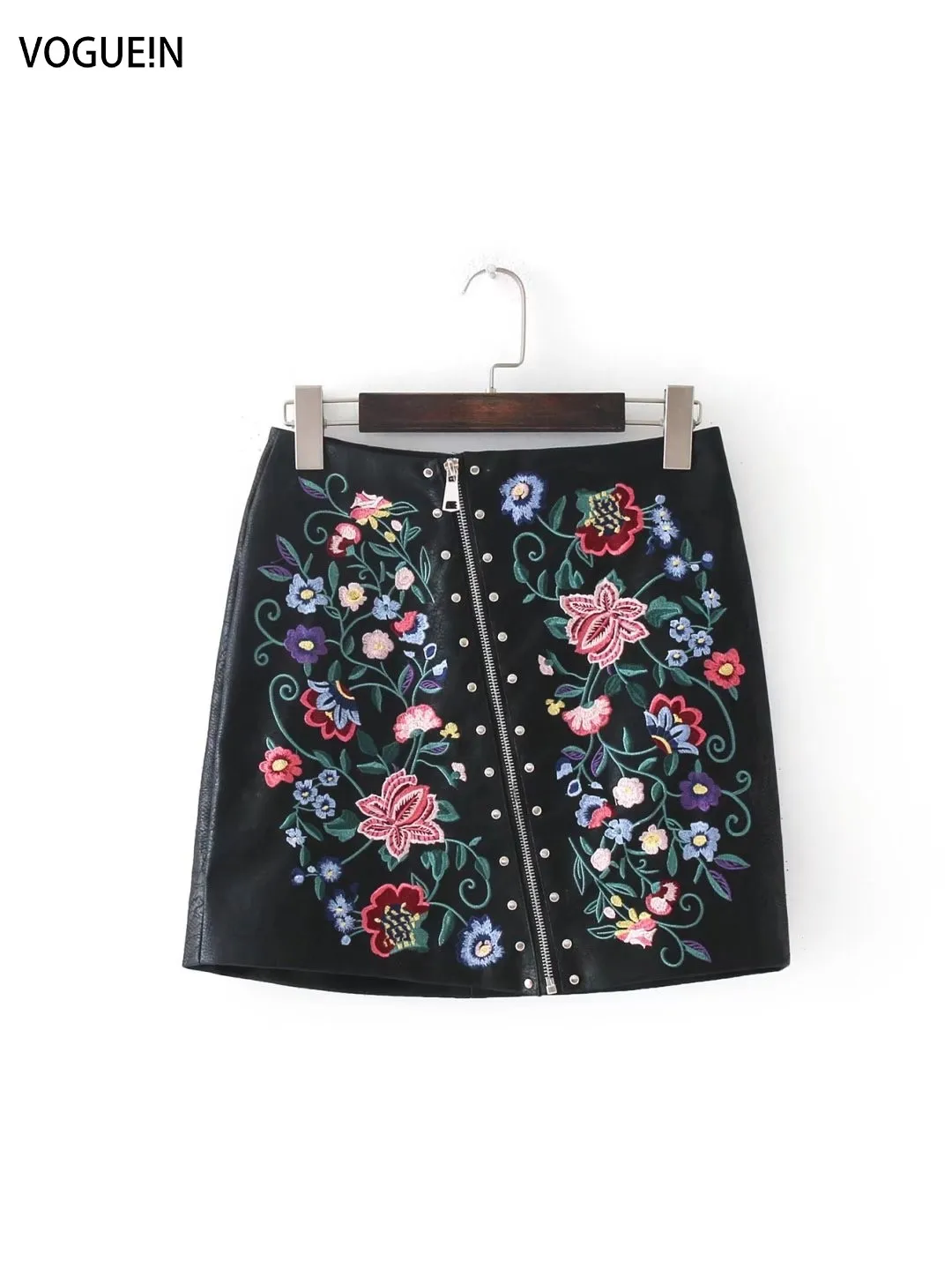 VOGUEIN New Womens Ladies Premium Floral Embroidered Studs Faux Leather Mini Skirt Size SML Wholesale
VOGUEIN New Womens Ladies Premium Floral Embroidered Studs Faux Leather Mini Skirt Size SML Wholesale
