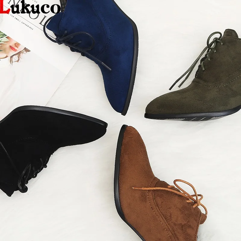 New Flock Boot Large Size 45 46 47 48 Women Ankle Boots Pointed Toe Square Heels Women's Shoes Spring Autumn Winter Boots female
New Flock Boot Large Size 45 46 47 48 Women Ankle Boots Pointed Toe Square Heels Women's Shoes Spring Autumn Winter Boots female
