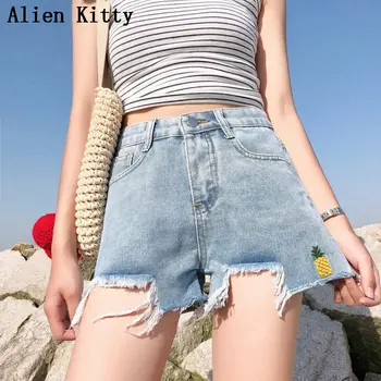Alien Kitty Summer Embroidery Pineapple Pocket Empire Button Fly Simple Hot Short Fashion Jeans Sexy Lady Denim Shorts Plus Size
Alien Kitty Summer Embroidery Pineapple Pocket Empire Button Fly Simple Hot Short Fashion Jeans Sexy Lady Denim Shorts Plus Size