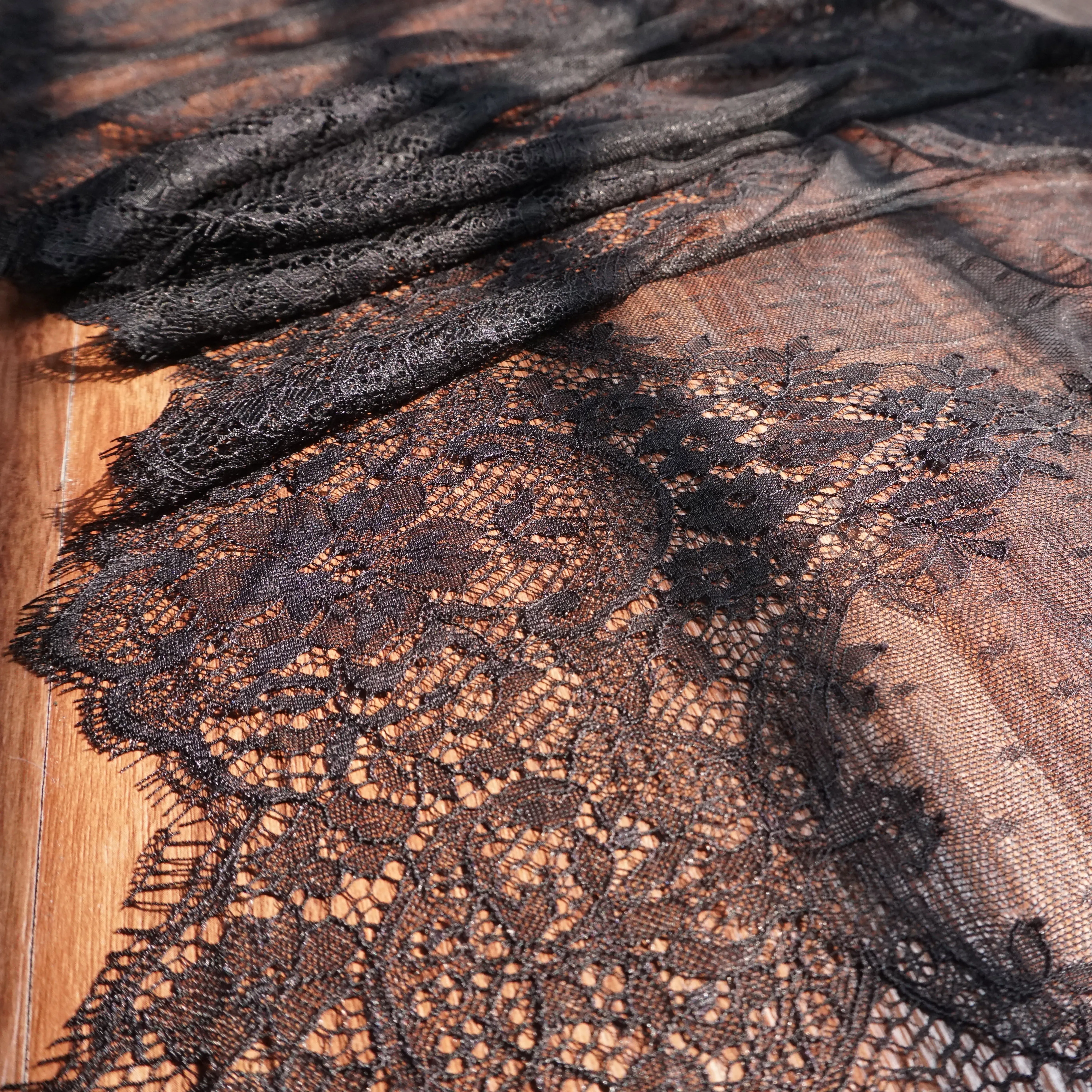 57CM wide lace border trim 6 meters=2 piece 1 Lot! Lucy Lace Boutique in stock lace trimming for lady dress skirts
57CM wide lace border trim 6 meters=2 piece 1 Lot! Lucy Lace Boutique in stock lace trimming for lady dress skirts