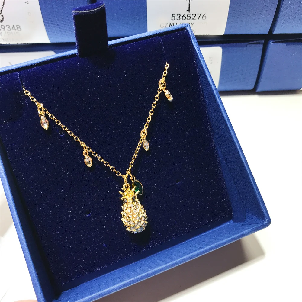 SWA RO 2019 LIME PINEAPPLE Necklace Fashion Trend Female Clavicle Chain Elegant Women Of Original Girlfriend Memorial Jewelry
SWA RO 2019 LIME PINEAPPLE Necklace Fashion Trend Female Clavicle Chain Elegant Women Of Original Girlfriend Memorial Jewelry