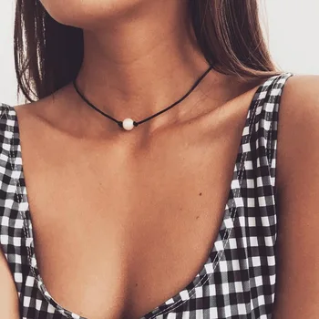 2020 New Design Black Velvet Ribbon Choker Necklace Gothic Handmade With Charm Pearl Pendant Gothic For Women Collares Mujer
2020 New Design Black Velvet Ribbon Choker Necklace Gothic Handmade With Charm Pearl Pendant Gothic For Women Collares Mujer