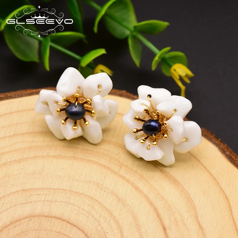 XlentAg Natural White Stone Pearl Stud Earrings For Women Birthday Day Gift 925 Sterling Silver Flower Earrings Jewelry GE0780I
XlentAg Natural White Stone Pearl Stud Earrings For Women Birthday Day Gift 925 Sterling Silver Flower Earrings Jewelry GE0780I