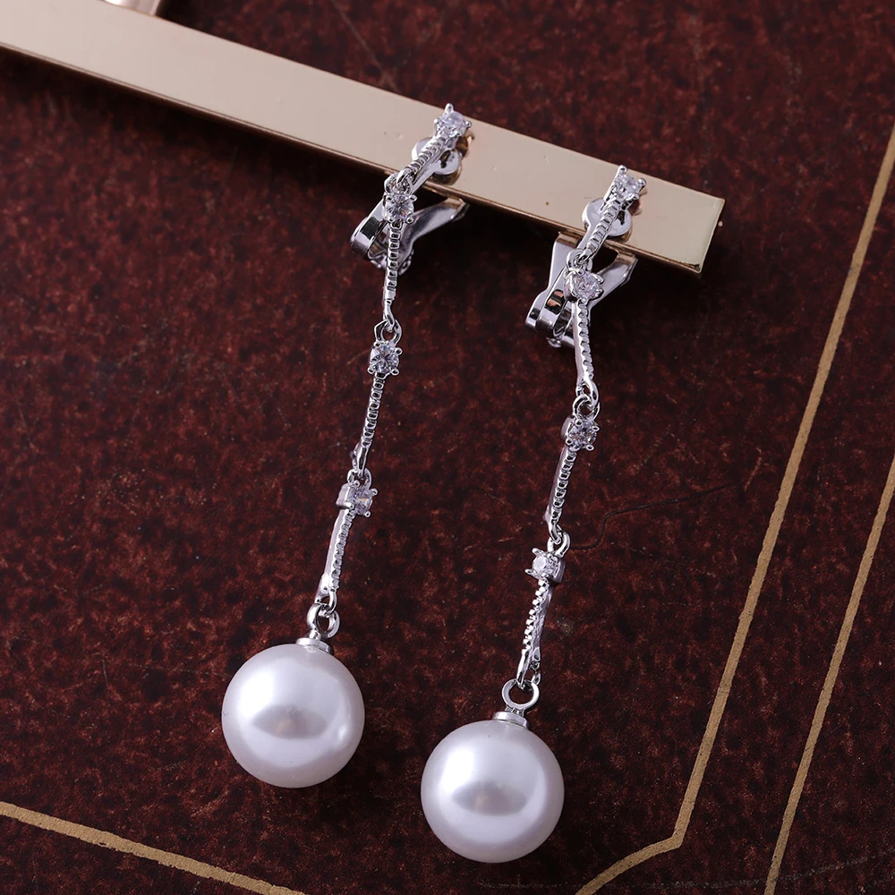 Women Long Drop Earrings Simulated Pearl Dangle Earring Cubic Zirconia Ear Jewelry Bridal Wedding Party Fashion Earring Ornament
Women Long Drop Earrings Simulated Pearl Dangle Earring Cubic Zirconia Ear Jewelry Bridal Wedding Party Fashion Earring Ornament