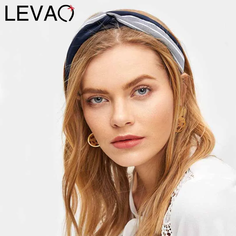 LEVAO Korea Striped Knotted Girls Non-slip Hair Band Bezel Headwear Bohemian Ladies Headband Hairband Ladies Hair Accessories 
LEVAO Korea Striped Knotted Girls Non-slip Hair Band Bezel Headwear Bohemian Ladies Headband Hairband Ladies Hair Accessories