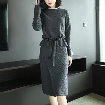 Fashion Fall Women 2 Pieces Set Long Sleeve Tops And Pack Hips Skirt Elegant Office Lady Suit Female Knitted Sweater Skirt uit
Fashion Fall Women 2 Pieces Set Long Sleeve Tops And Pack Hips Skirt Elegant Office Lady Suit Female Knitted Sweater Skirt uit