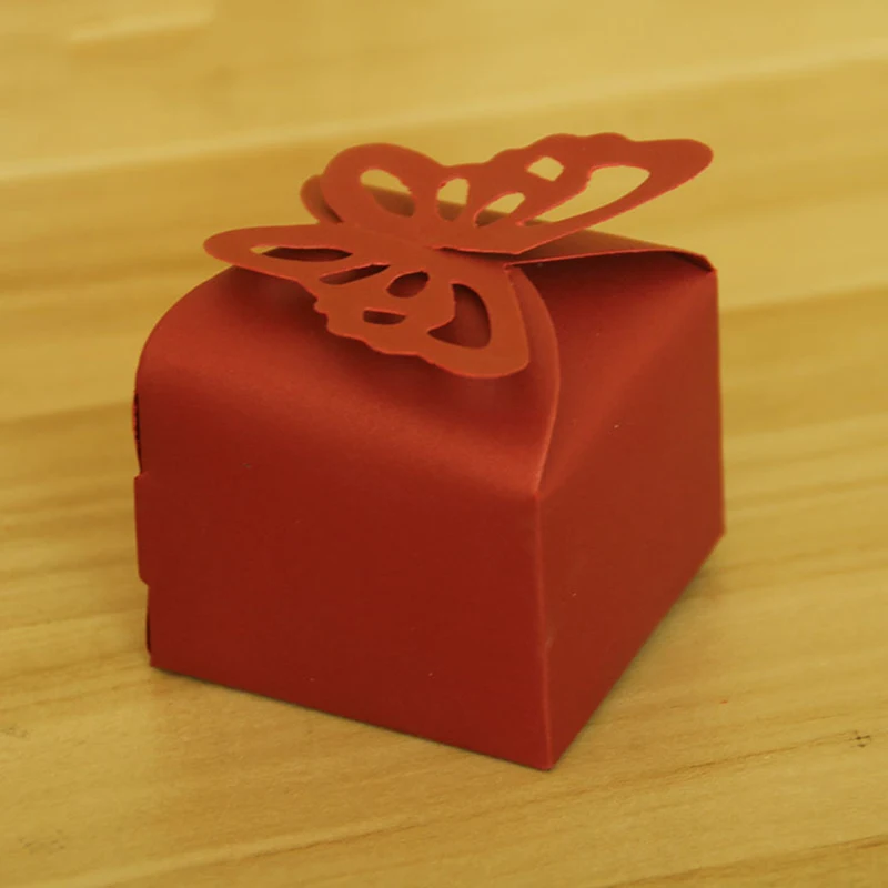 50PCS Party Supplier Shabby Red Laser cut Butterfly Pearl Paper Candy Boxes Small Chocolate Box For Wedding favor and Gift Pack
50PCS Party Supplier Shabby Red Laser cut Butterfly Pearl Paper Candy Boxes Small Chocolate Box For Wedding favor and Gift Pack