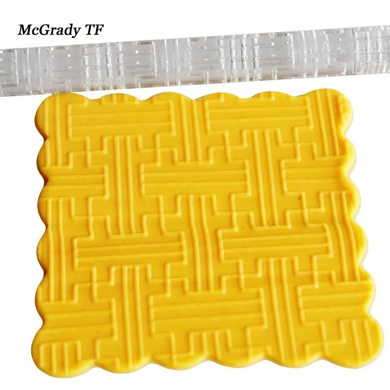 Labyrinth Rolling Pin Textured Embosser Fondant Cake Decorating Tools Acrylic Roller Pastry Mold Rolling Pin Cake Tools
Labyrinth Rolling Pin Textured Embosser Fondant Cake Decorating Tools Acrylic Roller Pastry Mold Rolling Pin Cake Tools