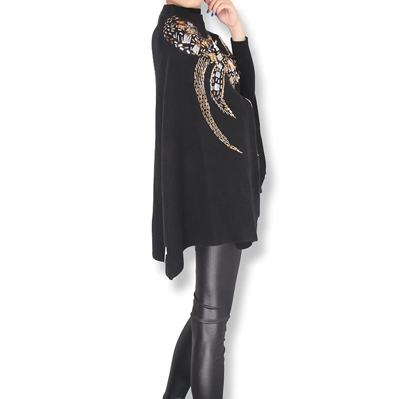 معطف شتوي محاك بالعباءه من الكشمير برسم طير النسر مطرز يدويا مطرز بالترتر للنساء معطف باكمام جديد كولكشن شتوي تريند معطف شتوي محاك بالعباءه من الكشمير برسم طير النسر مطرز يدويا مطرز بالترتر للنساء معطف باكمام جديد كولكشن شتوي تريند