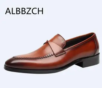 New mens fashion sewing cow leather dress shoes men pointed toe slip on business dress shoes high grade office work man shoes 44
New mens fashion sewing cow leather dress shoes men pointed toe slip on business dress shoes high grade office work man shoes 44