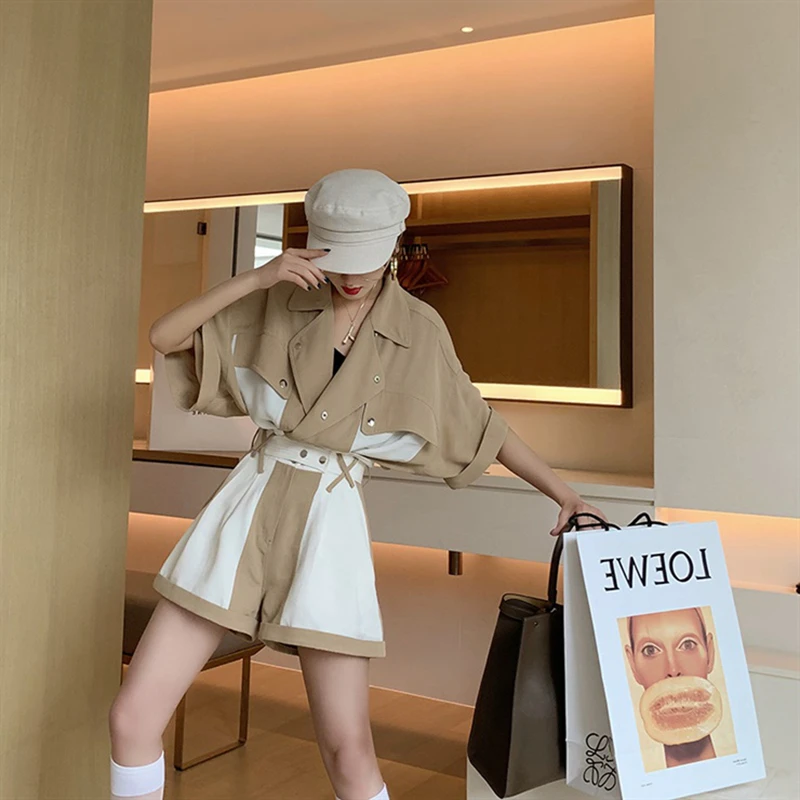 Spring Summer Women Two Piece Set Casual Loose Lapel Short Sleeve Shirt Wide Leg Shorts Suit Fashion Woman
Spring Summer Women Two Piece Set Casual Loose Lapel Short Sleeve Shirt Wide Leg Shorts Suit Fashion Woman