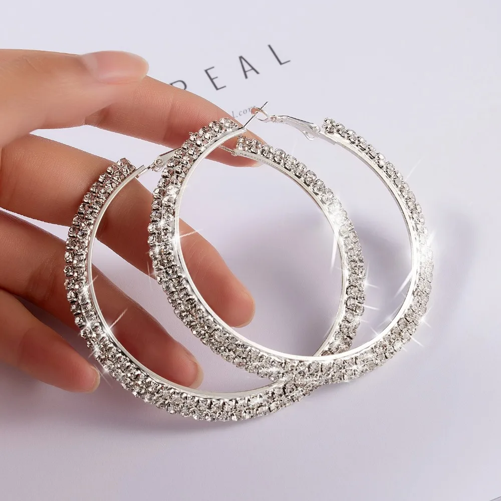 Big Crystal Hoop Earrings Classic Full Rhinestone Circle Earring Silver Color Exaggerated Oversize Earrings for Women Party Gift
Big Crystal Hoop Earrings Classic Full Rhinestone Circle Earring Silver Color Exaggerated Oversize Earrings for Women Party Gift
