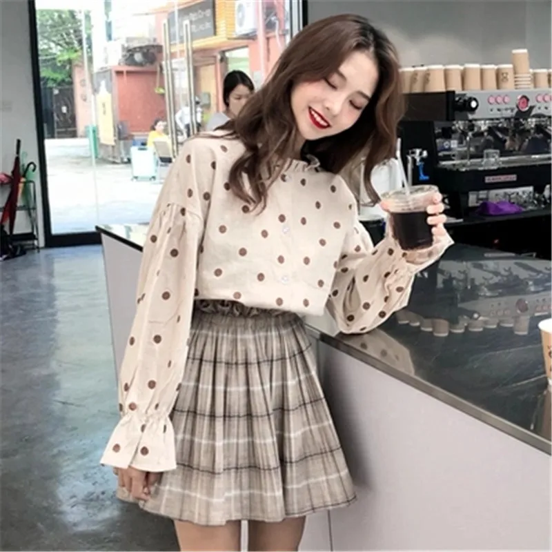 2018 Autumn Fashion Large Tops Women Blouses Korean Casual Polka Dot White Apricot Shirts Female Long Sleeve Blouse Blusas ZZ568
2018 Autumn Fashion Large Tops Women Blouses Korean Casual Polka Dot White Apricot Shirts Female Long Sleeve Blouse Blusas ZZ568