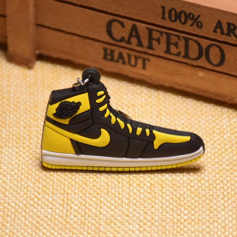 Jordan 1 Generation AJ1 Keychain Off White Mini AJ1 Key Pendant Sneakers Key Chain Custom Basketball Shoes Key Ring For Men 
Jordan 1 Generation AJ1 Keychain Off White Mini AJ1 Key Pendant Sneakers Key Chain Custom Basketball Shoes Key Ring For Men