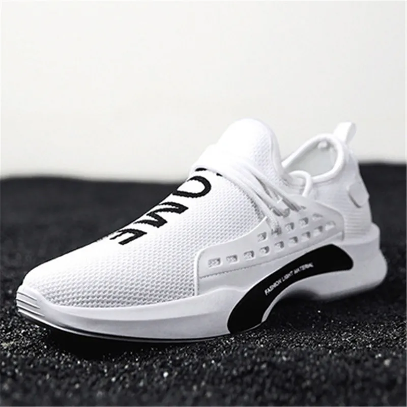New couple running shoes men and women with the same paragraph breathable tide shoes sports men's shoes fashion casual shoes
New couple running shoes men and women with the same paragraph breathable tide shoes sports men's shoes fashion casual shoes