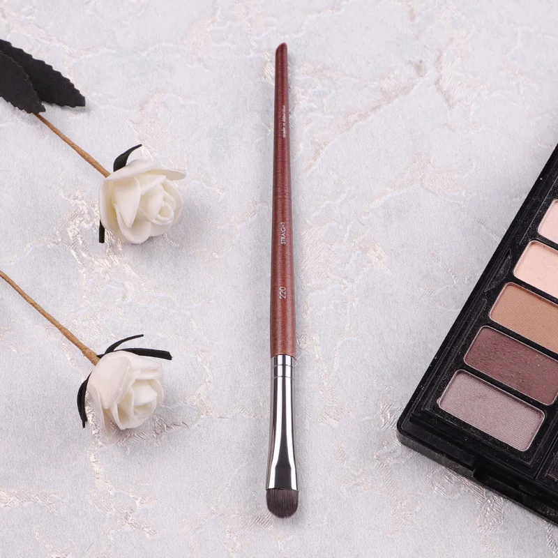 High Quality Small Eyeshadow Shader Brush #220 Natural Wood Eye Shadow Brush Pro Makeup Tool pinceaux maquillage
High Quality Small Eyeshadow Shader Brush #220 Natural Wood Eye Shadow Brush Pro Makeup Tool pinceaux maquillage