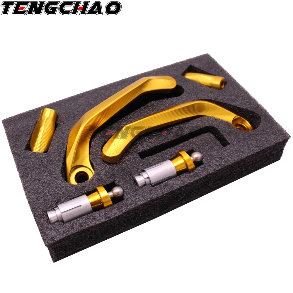 Universal 7/8" 22mm Motorcycle Handlebar Brake Clutch Levers Protector Guard For Honda CB600F CB 600 F 2007-2013 2010 2011 2012
Universal 7/8" 22mm Motorcycle Handlebar Brake Clutch Levers Protector Guard For Honda CB600F CB 600 F 2007-2013 2010 2011 2012