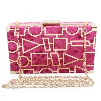 Women Velvet Evening Clutch Bag Hard Case Metal Hollow Out Box Day Clutches Luxury Party Weddidng Wallet Handbag for Women 2019
Women Velvet Evening Clutch Bag Hard Case Metal Hollow Out Box Day Clutches Luxury Party Weddidng Wallet Handbag for Women 2019