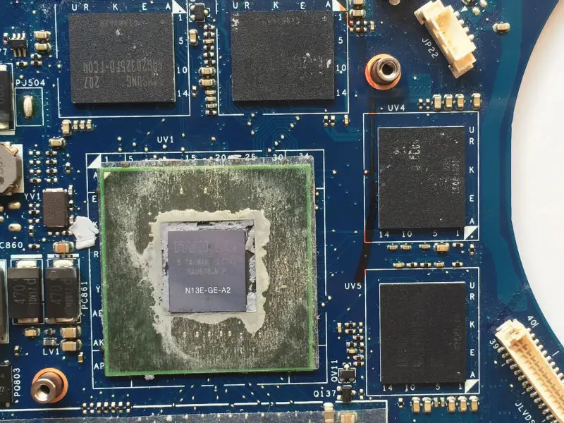 y580 (3)_