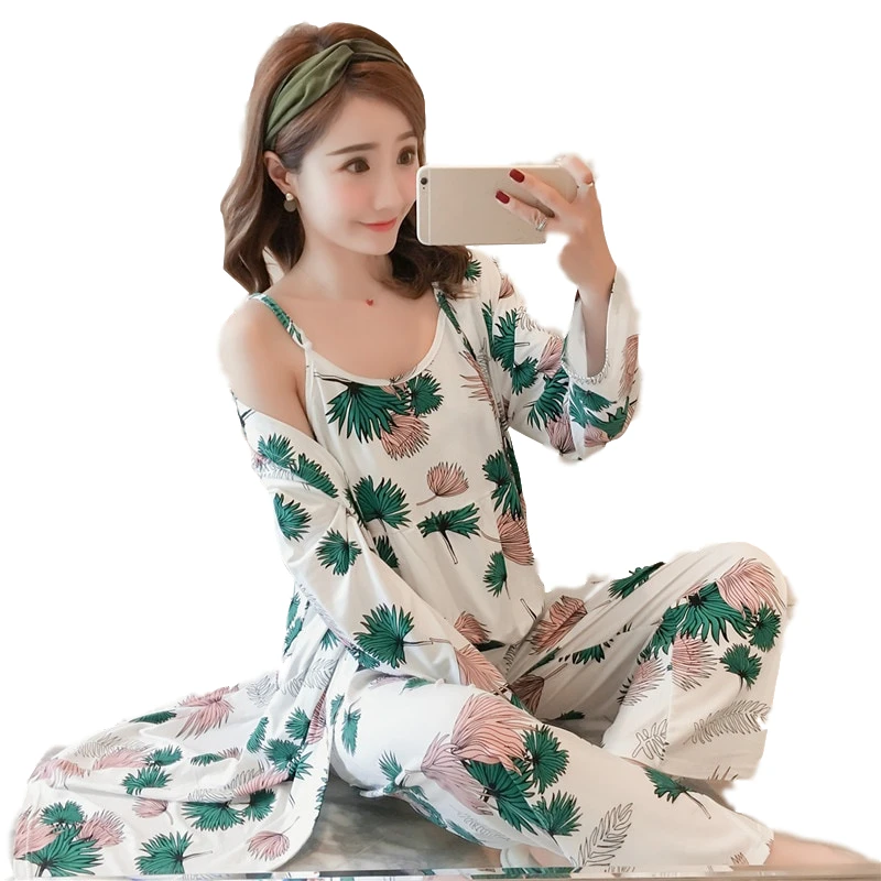 Brand New women's 3 pieces pajamas sets milky silk Spaghetti Strap Tops and long pants and long nightgowns sleepwear pyjamas set
Brand New women's 3 pieces pajamas sets milky silk Spaghetti Strap Tops and long pants and long nightgowns sleepwear pyjamas set