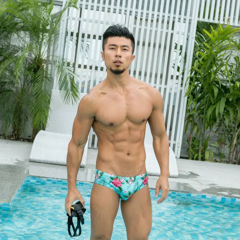 New Men's swimming trunks beach swimsuit printed wear pool beachwear shorts maillot de abin bathing suit flower briefs bikini 68
New Men's swimming trunks beach swimsuit printed wear pool beachwear shorts maillot de abin bathing suit flower briefs bikini 68
