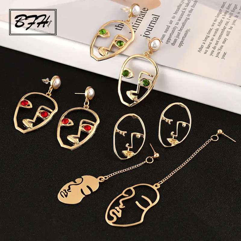 BFH Fashion Gold Face Drop Earrings for Women Female Statement Punk Geometry Hollow Long Metal Dangle Hanging Earring Jewelry
BFH Fashion Gold Face Drop Earrings for Women Female Statement Punk Geometry Hollow Long Metal Dangle Hanging Earring Jewelry