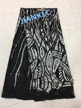 David-7102 top Selling African sequins Lace Fabric for nice dress 2 colors Nigerian net Lace Fabric with sequins
David-7102 top Selling African sequins Lace Fabric for nice dress 2 colors Nigerian net Lace Fabric with sequins