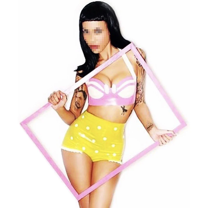 Latex sets fetish Shorts and bra underwear with dots and strips decorate handmade and customization
Latex sets fetish Shorts and bra underwear with dots and strips decorate handmade and customization