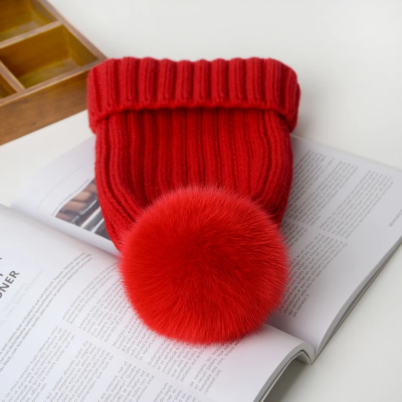 Real Fox Fur Winter Hat For Women Lady Girl Solid Thick Knitting Wool Warm Cap Big Hair Ball /Parent-child hair Fox fur ball ha
Real Fox Fur Winter Hat For Women Lady Girl Solid Thick Knitting Wool Warm Cap Big Hair Ball /Parent-child hair Fox fur ball ha