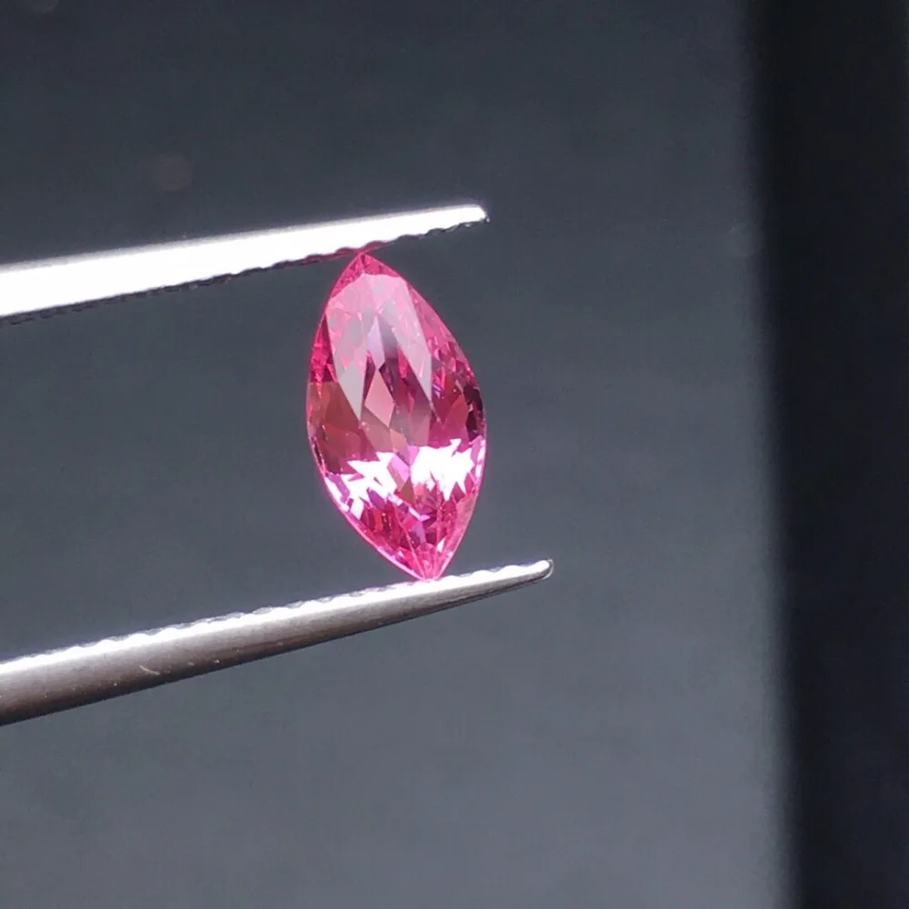 GIL certification 1.11ct Oval Shape Natural Vivid Pink Sapphire Stone Loose Gemstones Loose Gems Stones
GIL certification 1.11ct Oval Shape Natural Vivid Pink Sapphire Stone Loose Gemstones Loose Gems Stones