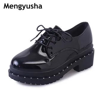 2019 spring new muffin thick primer leather small shoes female rivet black student with a round head with a single shoes
2019 spring new muffin thick primer leather small shoes female rivet black student with a round head with a single shoes
