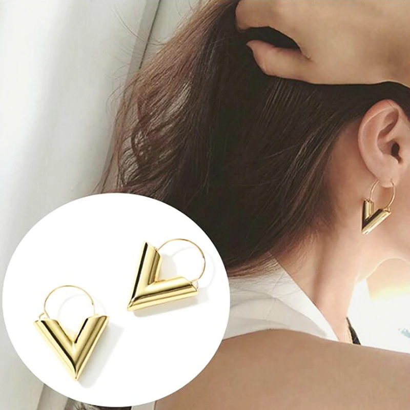 

Long Beautiful Letter V Unique Allergy Free Graceful Party 1Pair 2018 New Arrival Drop Earring Golden Seaside Silvery Geometry