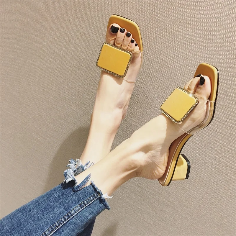 New Summer Women Slippers Metal Buckle Square Heels PVC Transparent Slippers Female Party Shoes Open Toe Ladies Shoes For Women
New Summer Women Slippers Metal Buckle Square Heels PVC Transparent Slippers Female Party Shoes Open Toe Ladies Shoes For Women