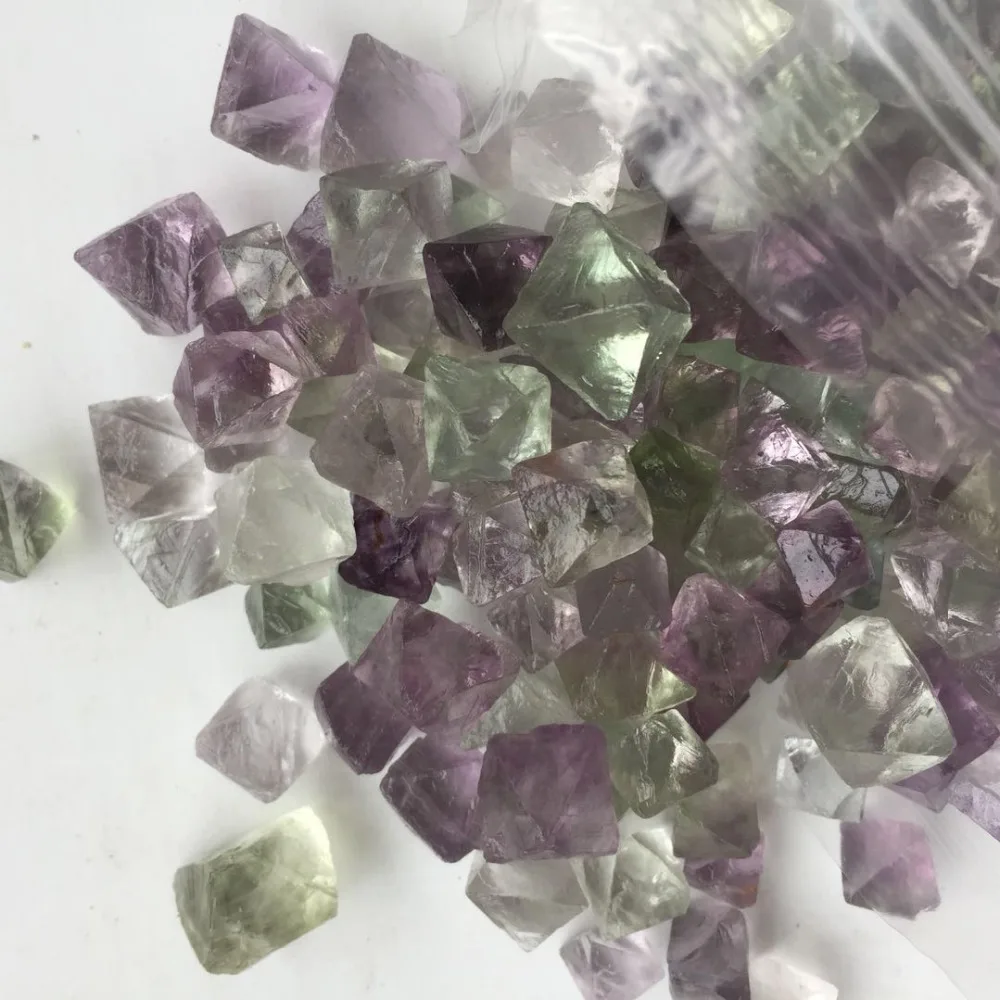 1000g Natural fluorite Crystal gemstone octahedron meditation healing chakra raw mini mixed color fluorite crystal specimen gift
1000g Natural fluorite Crystal gemstone octahedron meditation healing chakra raw mini mixed color fluorite crystal specimen gift