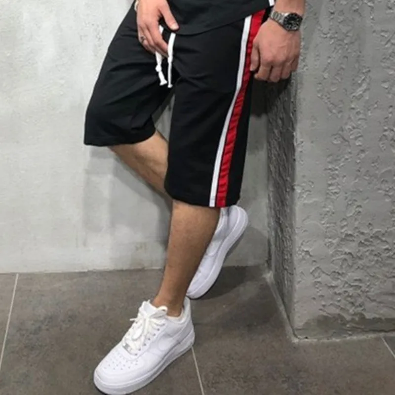 Men's Spring, Summer And Autumn Sports Basketball Shorts Running Training College Style Casual jogging Football shorts
Men's Spring, Summer And Autumn Sports Basketball Shorts Running Training College Style Casual jogging Football shorts