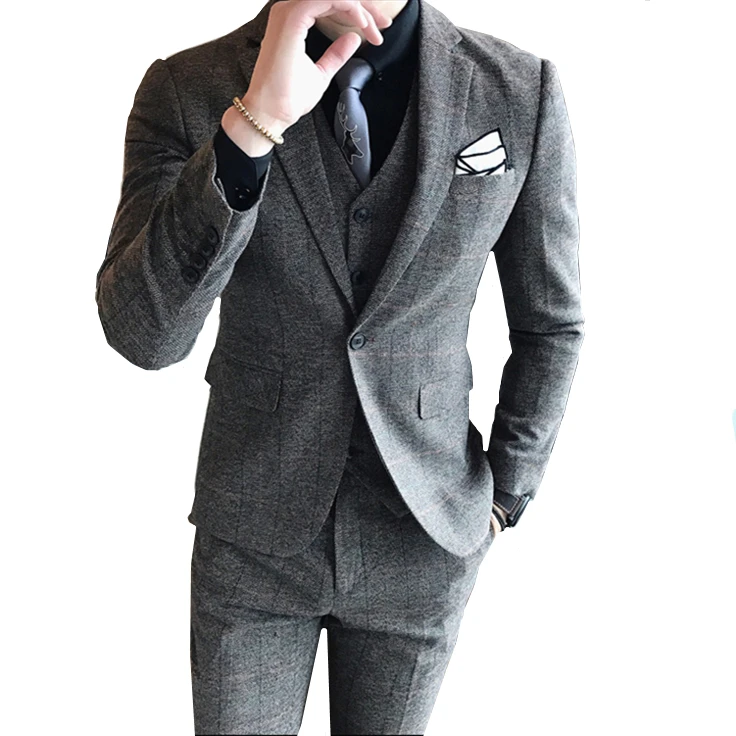 High quality men dress three-piece set slim design men suit jacket with pants and vest Asian size S - 4XL Grey coffee
High quality men dress three-piece set slim design men suit jacket with pants and vest Asian size S - 4XL Grey coffee