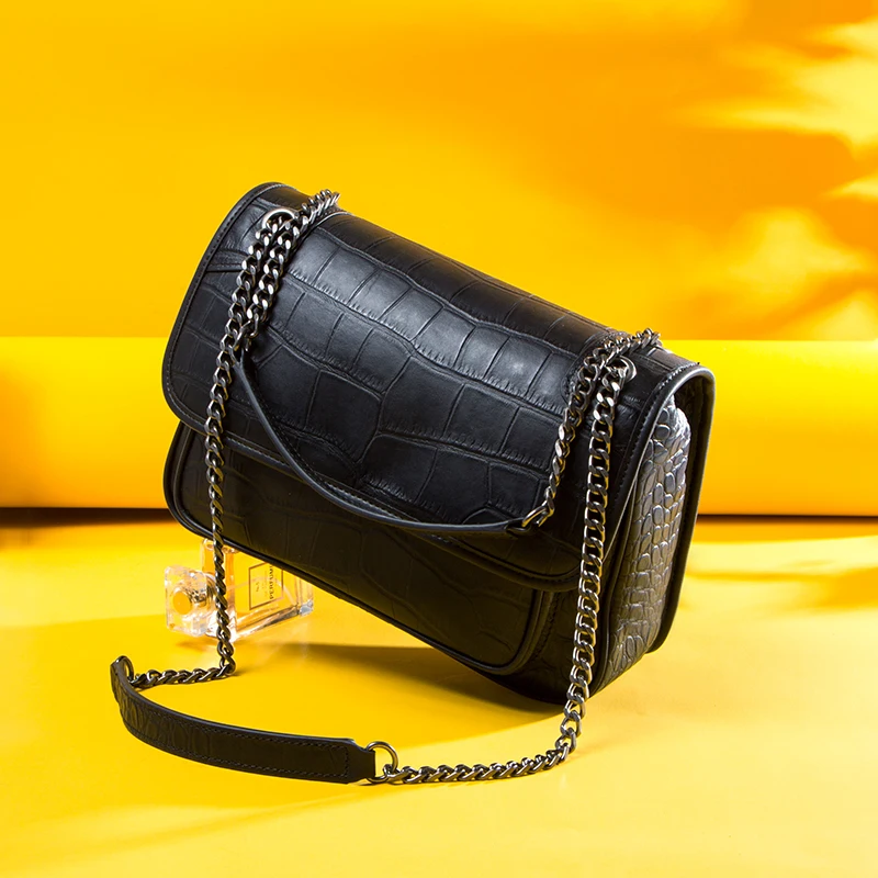NEW Genuine Leather Crossbody Bag Women Messenger Bags Brand Designer Handbags Fashion Female Crocodile Print Chain Shoulder Bag
NEW Genuine Leather Crossbody Bag Women Messenger Bags Brand Designer Handbags Fashion Female Crocodile Print Chain Shoulder Bag