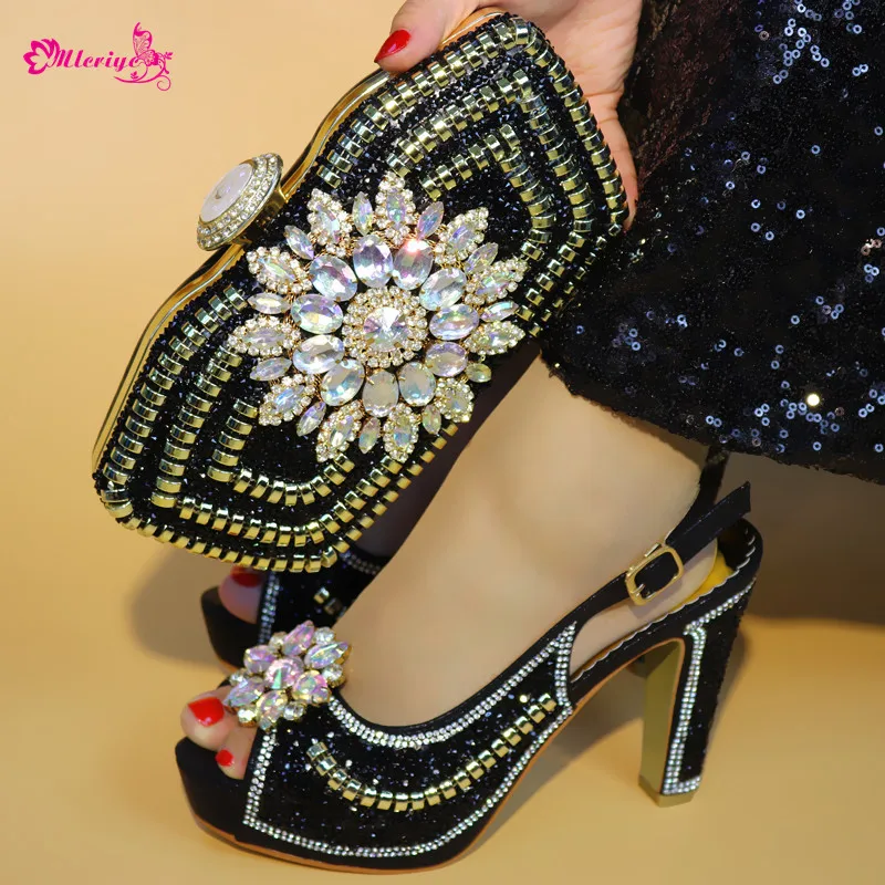 Shoes and Bag Set African Set 2018 black Color Italian Shoes with Matching Bag for Wedding Nigerian Shoe and Bag Set for Women
Shoes and Bag Set African Set 2018 black Color Italian Shoes with Matching Bag for Wedding Nigerian Shoe and Bag Set for Women