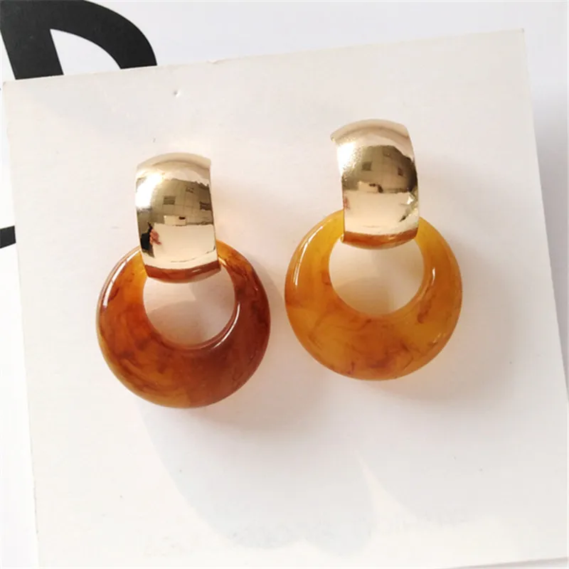 Fashion Simple geometric resin stud earrings for woman Metal circular resin earrings female party earrings fine jewelry earrings
Fashion Simple geometric resin stud earrings for woman Metal circular resin earrings female party earrings fine jewelry earrings