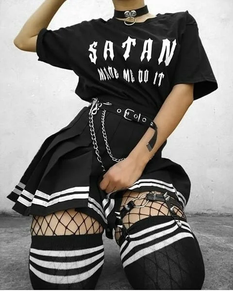 Kuakuayu HJN Women Satan Made Me Do It T-Shirt Gothic Black Tee Hipsters Funny Shirt
Kuakuayu HJN Women Satan Made Me Do It T-Shirt Gothic Black Tee Hipsters Funny Shirt