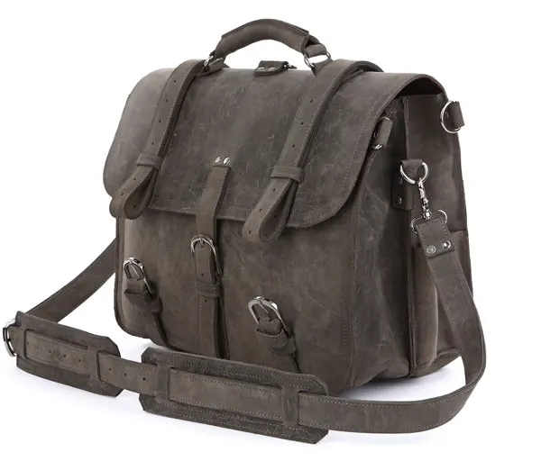 Augus High Quality Crazy Horse Leather Briefcase Laptop Bag Office Leather Bag Men's Vintage Messenger Bag 7072J 
Augus High Quality Crazy Horse Leather Briefcase Laptop Bag Office Leather Bag Men's Vintage Messenger Bag 7072J