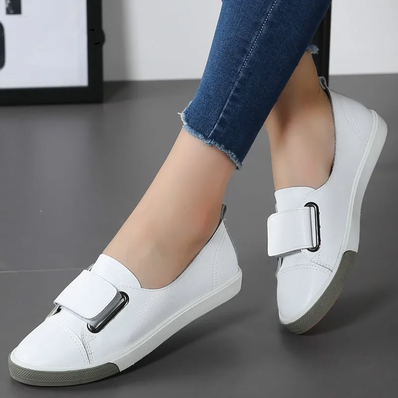 WDHKUN 2019 Fashion Women Loafers Flats Woman Lady female Slip On White Genuine Leather Moccasins Casual Shoes zapatos de mujer
WDHKUN 2019 Fashion Women Loafers Flats Woman Lady female Slip On White Genuine Leather Moccasins Casual Shoes zapatos de mujer