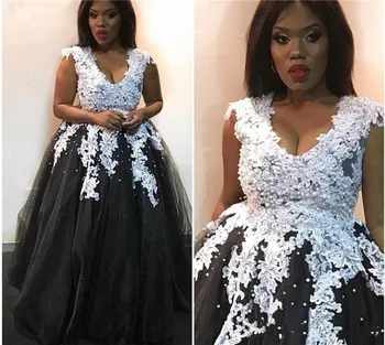 African Plus Size Prom Dress Ball Gown White and Black Lace Party Cocktail Dresses Sexy V Neck Black Girls Formal Evening Gown
African Plus Size Prom Dress Ball Gown White and Black Lace Party Cocktail Dresses Sexy V Neck Black Girls Formal Evening Gown