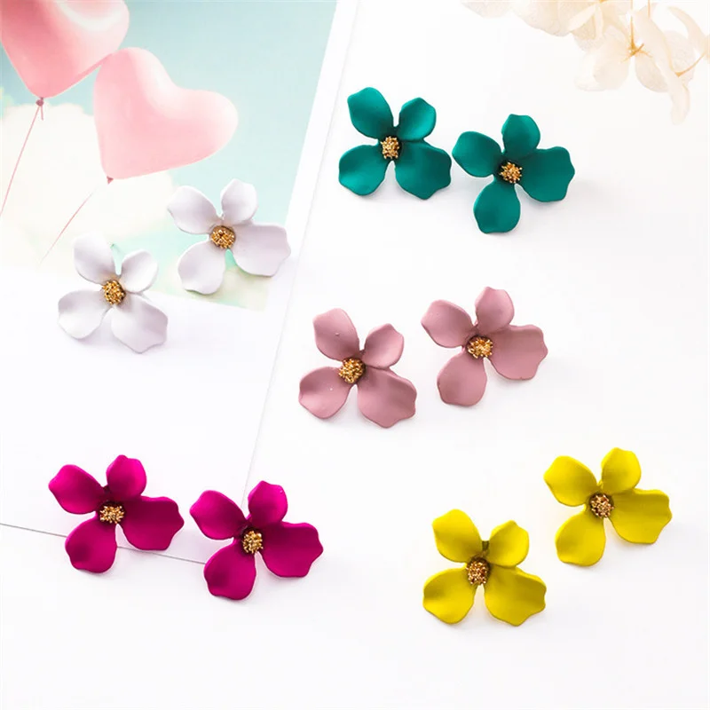 Фото Ufavoirte Korean Style Cute Flower Stud Earrings For Women gift New Fashion Sweet Brinco Wholesale Jewelry | Украшения и