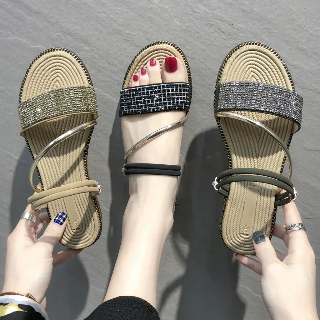 Summer Women' Open Toe Beach Shoes Casual Slippers Bohemian Seaside Flat Sandals One Word Belt Metal chain beads slippers
Summer Women' Open Toe Beach Shoes Casual Slippers Bohemian Seaside Flat Sandals One Word Belt Metal chain beads slippers