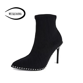 SHUNRUYAN 2018 Brand Design Vintage Rivet Women Shoes Winter Shoes Short Boots High Heels Pointed Toe Party Shoes Ladies Shoes
SHUNRUYAN 2018 Brand Design Vintage Rivet Women Shoes Winter Shoes Short Boots High Heels Pointed Toe Party Shoes Ladies Shoes
