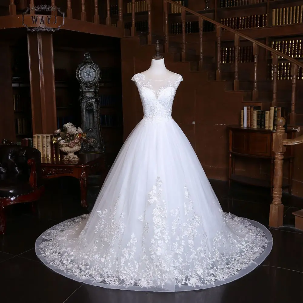 2019 New Summer Ball Gown Wedding Dress Vintage Embroidery Appliques Backless Zipper Buttons Custom Princess Vestido De Noiva
2019 New Summer Ball Gown Wedding Dress Vintage Embroidery Appliques Backless Zipper Buttons Custom Princess Vestido De Noiva