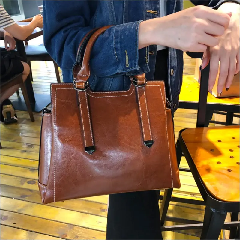 Luxury Handbags Women Bags Designer Genuine Leather Handbags Sac A Main Women Shoulder Crossbody Messenger Bag Casual Tote Sac
Luxury Handbags Women Bags Designer Genuine Leather Handbags Sac A Main Women Shoulder Crossbody Messenger Bag Casual Tote Sac